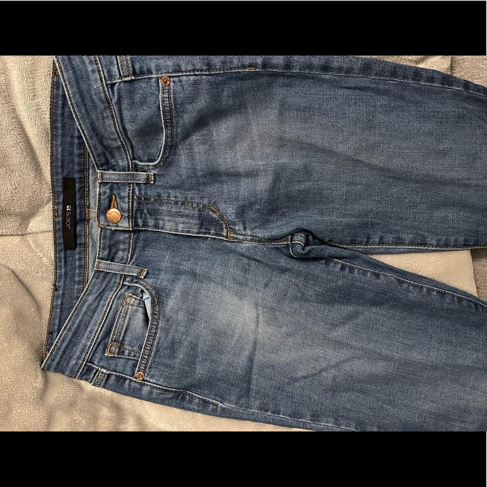 Joe’s Jeans size 26 skinny fit